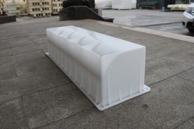 浙江嘉興麗臣廠家定制R15打孔圓弧側(cè)石塑料模具 - 麗城 - 九正(中國(guó)建材第一網(wǎng))