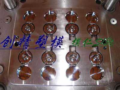 【專業(yè)高擋翻蓋模具,蝴蝶蓋模具和產(chǎn)品加工】價格,廠家,圖片,塑料模,余姚市朗霞創(chuàng)精塑料模具廠-