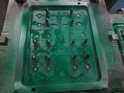 【專業(yè)醫(yī)療設(shè)備塑料模具, 輸出件PP模具】價格,廠家,圖片,塑料模,東莞市大嶺山勝華五金塑膠模具加工廠-